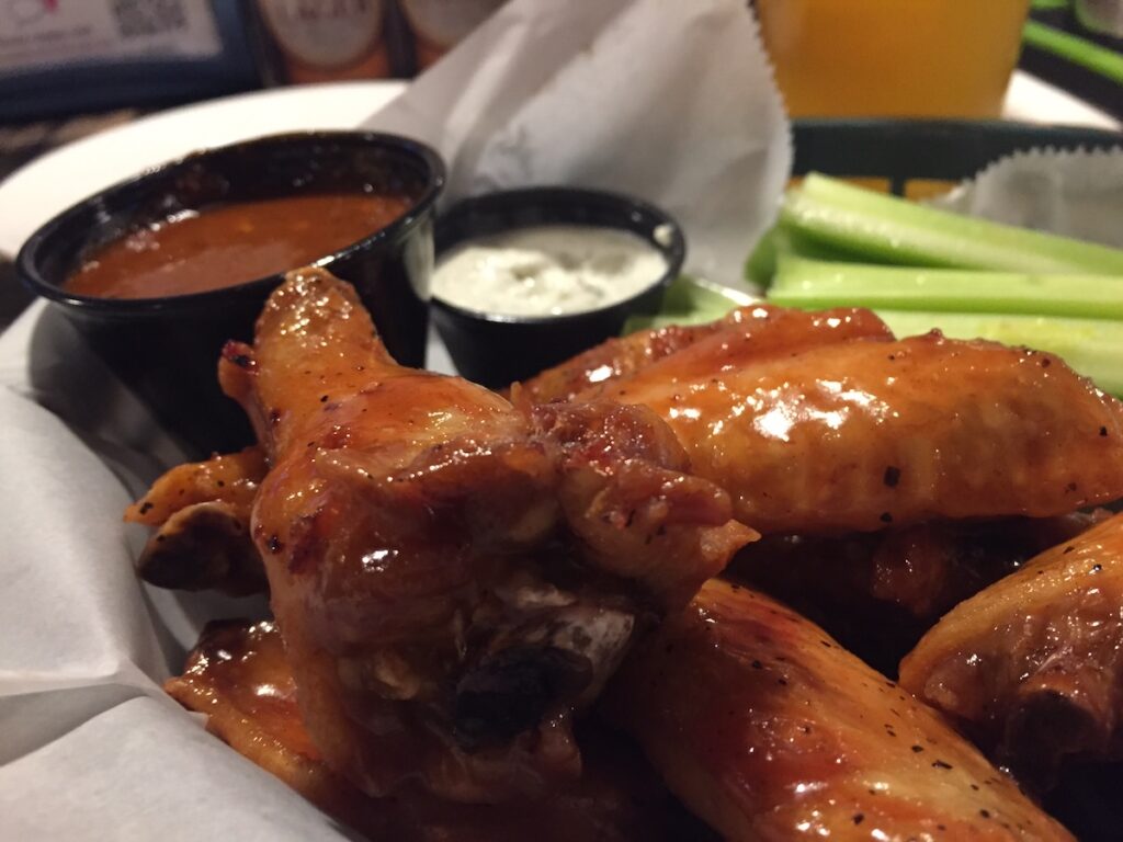 Benders Public House & Eatery whmdph26g003