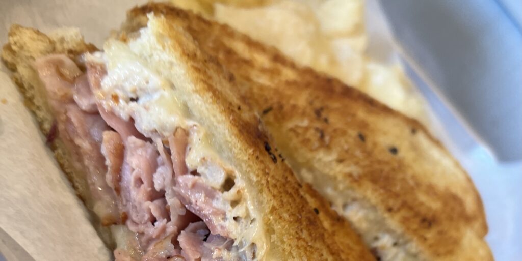 The Hub Pub Benny’s Grilled Reuben whmdph26g035