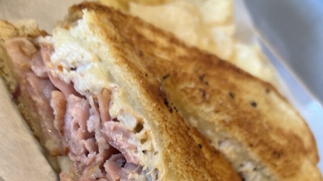 The Hub Pub Benny’s Grilled Reuben whmdph26g035